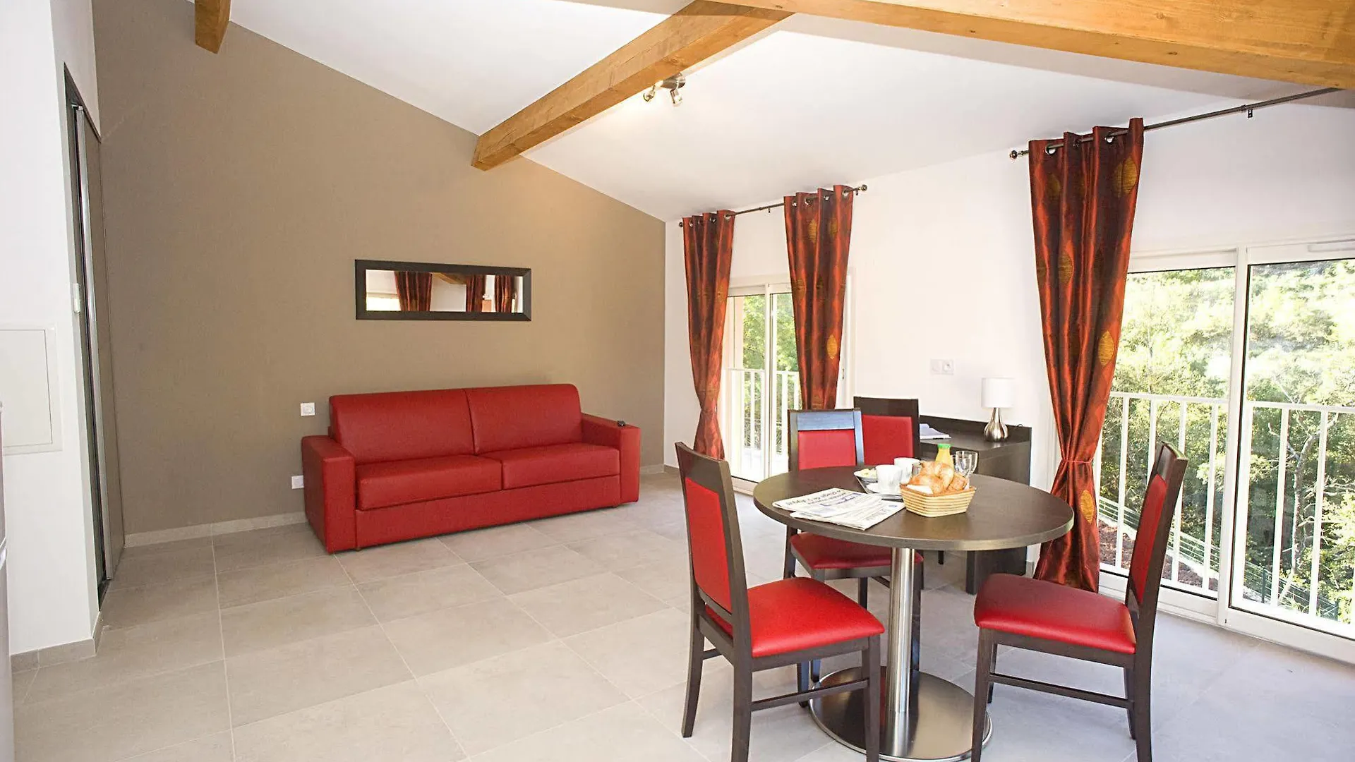 The Originals City, Hotel Les Bastides Du Gapeau Sollies-Toucas